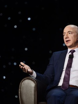 Amazon cố làm dịu hình ảnh, tránh phật lòng giới chức Mỹ