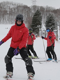 Á vận hội mùa đông 2017: Làm quen với tuyết tại Sapporo