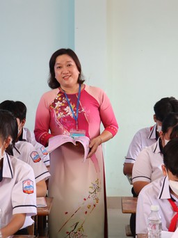'Mẹ Phương' ở Bàu Năng: Người thầy bao dung với lầm lỗi học trò