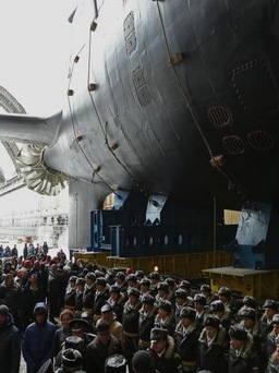 Uy lực tàu ngầm hạt nhân tối tân của Nga