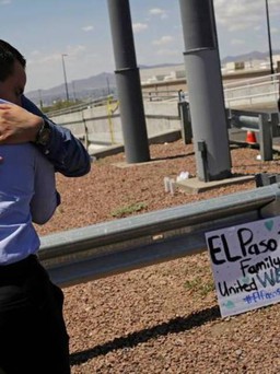 Thêm 2 nạn nhân chết trong vụ xả súng Texas, Tổng thống Trump đến El Paso