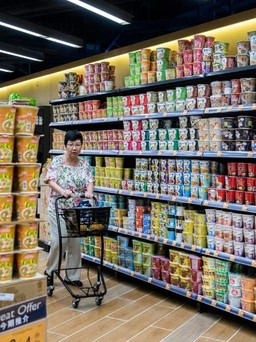 Giá mì gói ở Hàn Quốc tăng chóng mặt
