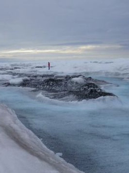 Nguy cơ sông băng đồng loạt tan chảy, phóng thích nhiều tấn vi khuẩn vào sông suối