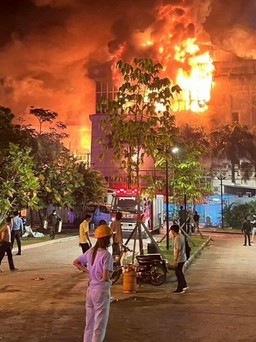 Cháy lớn ở khách sạn kiêm sòng bạc Campuchia, ít nhất 10 người thiệt mạng