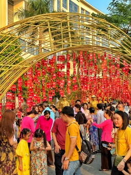Dạy con xài tiền mừng tuổi hiệu quả