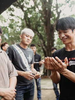 Dustin Nguyễn bị cắt vai: Các nhà sản xuất, đạo diễn nói gì?
