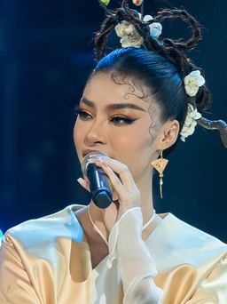Á hậu Kiều Loan viết lời rap cho ca khúc 'Nhất Chi Mai'