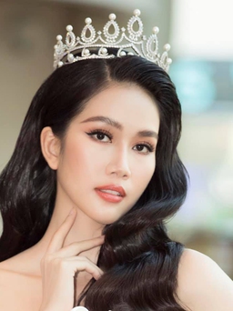 Á hậu Phương Anh nói gì khi Hoa hậu Quốc tế 2021 bị hủy?