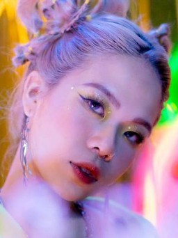Hậu chia tay MCK, nữ rapper Tlinh bất ngờ thông báo rút khỏi 'Sàn đấu vũ đạo'