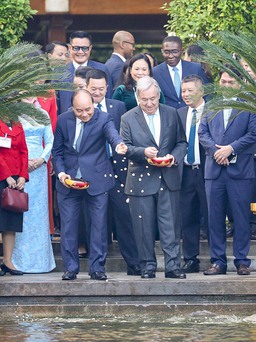 Tổng thư ký Liên Hiệp Quốc António Guterres thăm Khu di tích Chủ tịch Hồ Chí Minh