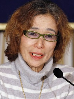 Con trai phạm tội hiếp dâm, mẹ Nhật xin lỗi người dân cả nước