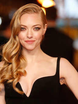 Nữ diễn viên xinh đẹp Amanda Seyfried từng bị tâm thần phân liệt