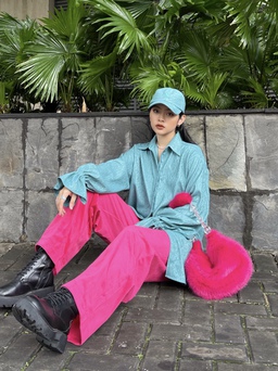 Chiếc áo sơ mi xanh biến hóa mang đến cho nàng vẻ đẹp tuổi 20