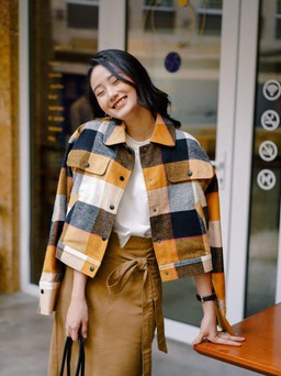 Những mẫu shirt jacket, cropped jacket vạn người mê nhất định “phải có” vào dịp cuối thu