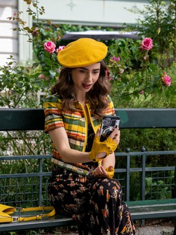“Emily in Paris” công chiếu - lượt tìm kiếm thời trang tăng khủng