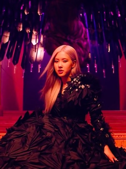 MV ra mắt 'BOOMBAYAH' của BlackPink vượt mốc 900 triệu lượt xem