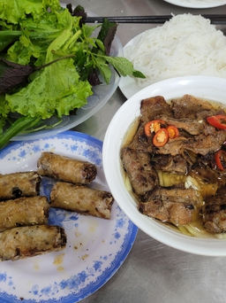 Báo Canada phong ẩm thực Việt Nam ngon nhóm 10 thế giới