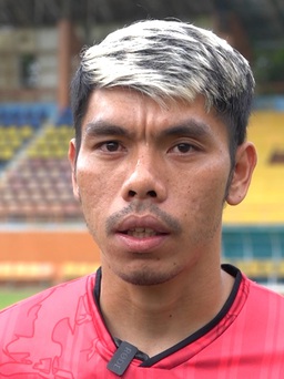 Cao Văn Triền bật mí “hợp đồng trọn đời” với Sài Gòn FC trước ngày sang J-League 2