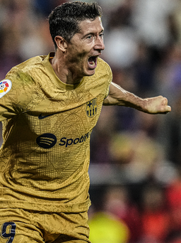 Highlights Valencia 0-1 Barcelona: Lewandowski mang về 3 điểm ở phút 90+3