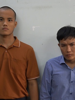 Bình Định: 2 thanh niên đi du lịch bụi trộm ô tô để… đi cho sướng!