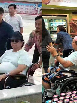Ngôi sao võ thuật Hồng Kim Bảo 'làm bạn' với xe lăn