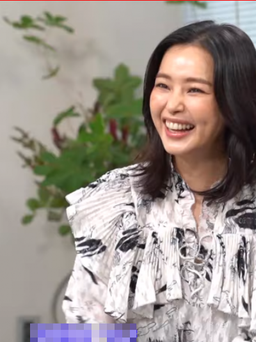 Hoa hậu Hàn Quốc Honey Lee tươi tắn sau khi chia tay bạn trai 7 năm
