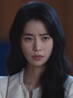 Lim Ji Yeon đóng cảnh nóng, hóa ác nữ ấn tượng trong ‘The Glory’