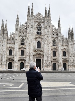 Milan và Venice nhộn nhịp ngày nào nay hoang vắng vì Covid-19