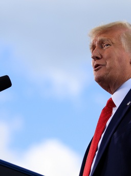 'Tổng thống sai lầm': nhìn lại những chỉ trích phe Dân chủ dành cho ông Trump