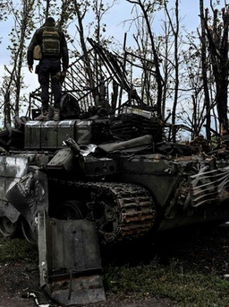 Rút quân khỏi Kharkiv, giới chức Nga đối mặt với áp lực nặng nề tại quê nhà