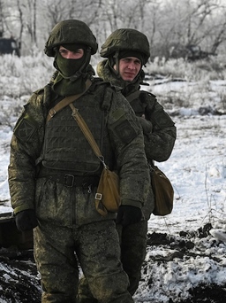 Nga-Ukraine gặp những thách thức lớn nào trong chiến sự mùa đông?