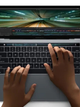 Sắp có MacBook Pro màn hình cảm ứng