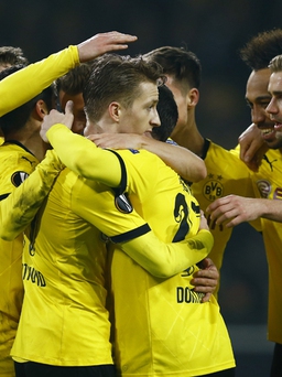 Tottenham gặp ác mộng trên sân Dortmund
