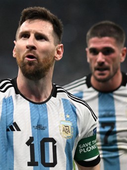 Messi phủ nhận thông tin sang Mỹ, Cristiano Ronaldo đàm phán đến Ả Rập Xê Út
