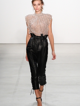 Spring 2017 Ready-to-Wear