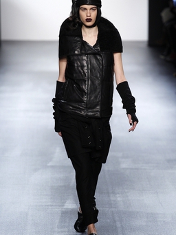 Fall 2016 Ready-to-Wear