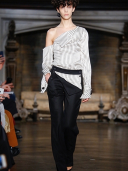 Fall 2016 Ready-to-Wear