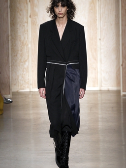 Fall 2016 Ready-to-Wear