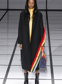 Fall 2016 Ready-to-Wear