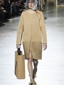 Fall 2016 Ready-to-Wear