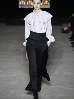 Fall 2016 Ready-to-Wear