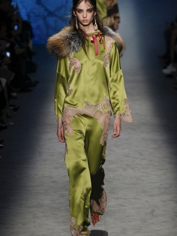 Fall 2016 Ready-to-Wear