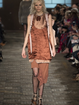 Fall 2016 Ready-to-Wear