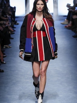 Fall 2016 Ready-to-Wear