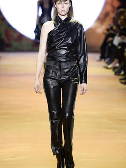 Fall 2016 Ready-to-Wear