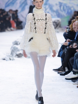 Fall 2016 Ready-to-Wear