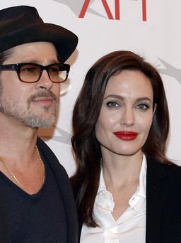 Angelina Jolie quyết định ly hôn sau 12 năm chung sống