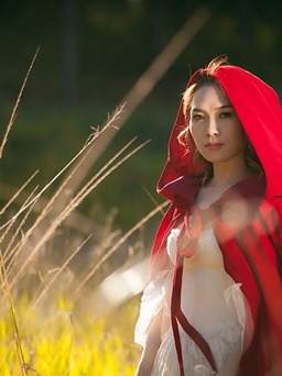 Mỹ Tâm muốn làm “cô gái quàng khăn đỏ”?