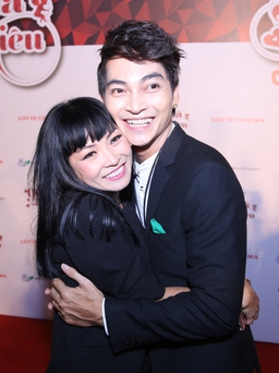 Những khoảnh khắc “khó đỡ” của Phương Thanh và Khương Ngọc