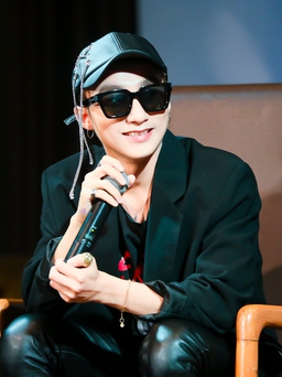Sơn Tùng M-TP chơi sang?